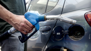 Mimit, salgono i prezzi dei carburanti, gasolio oltre i 2 euro