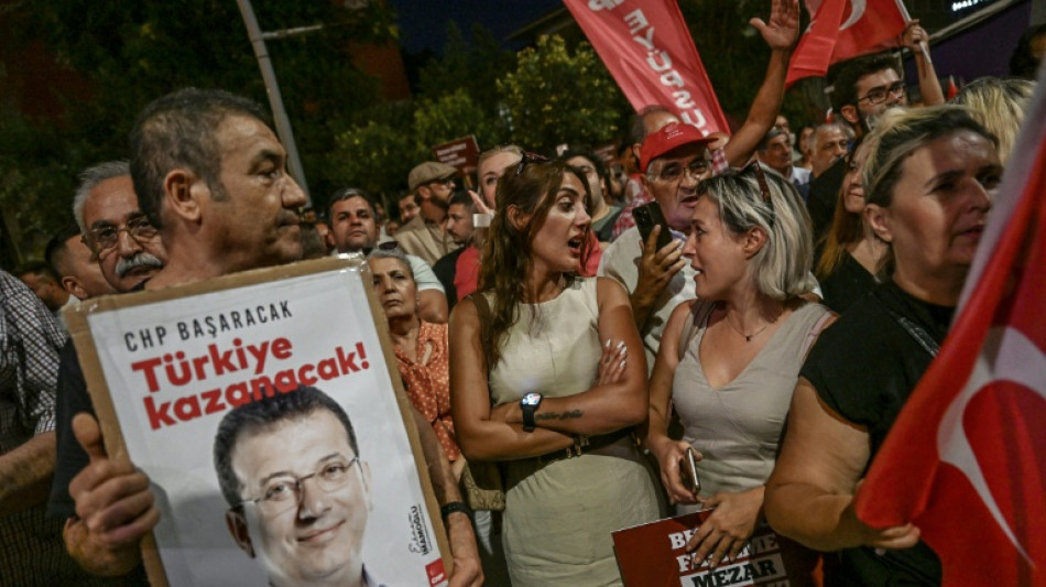 Prozess gegen bei Protesten in der Türkei festgenommene Fotografen beginnt