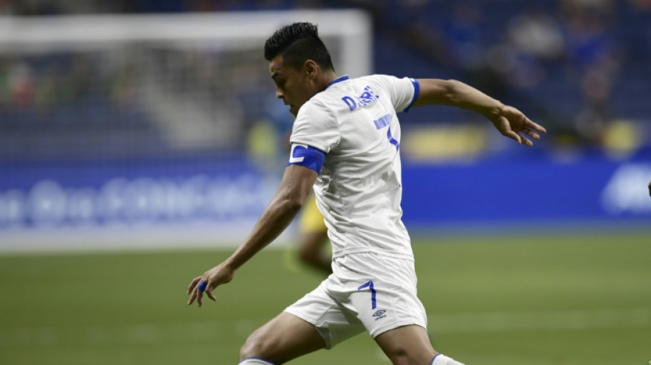 La polic&iacute;a detiene a un futbolista salvadore&ntilde;o acusado de agresiones sexuales