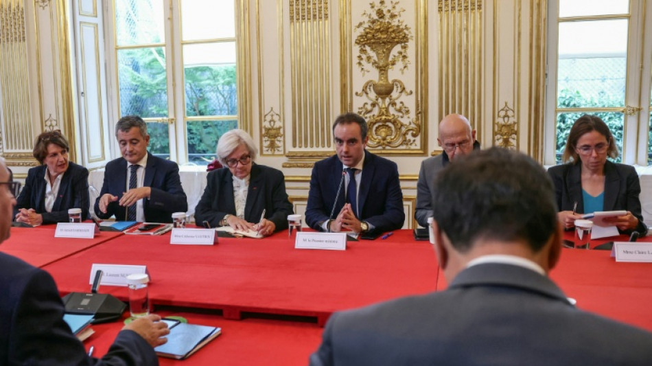 Frankreichs neue Regierung befasst sich mit Haushaltsentwurf 