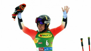 Ski alpin: coup dur pour Lara Gut-Behrami, touch&eacute;e &agrave; un genou