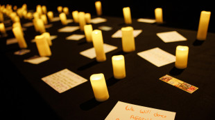 Famiglie delle vittime del 7 ottobre nel luogo dell'attacco