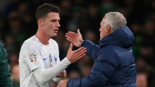 Francia se lleva los tres puntos de Dubl&iacute;n, Ak&eacute; impulsa a Pa&iacute;ses Bajos