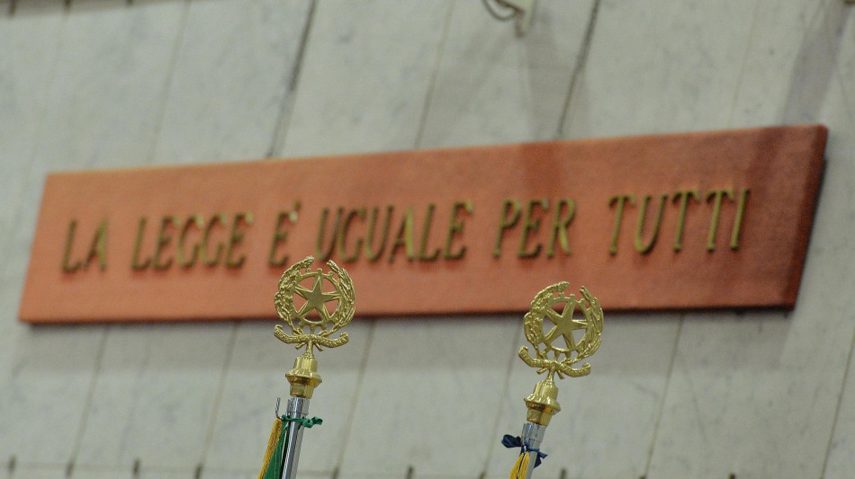 ++ Tribunale riesame conferma scarcerazioni clan Moccia ++