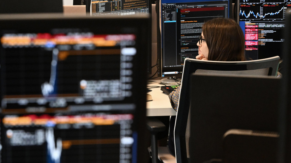 Borsa: in Europa indici in rialzo aspettando Wall street