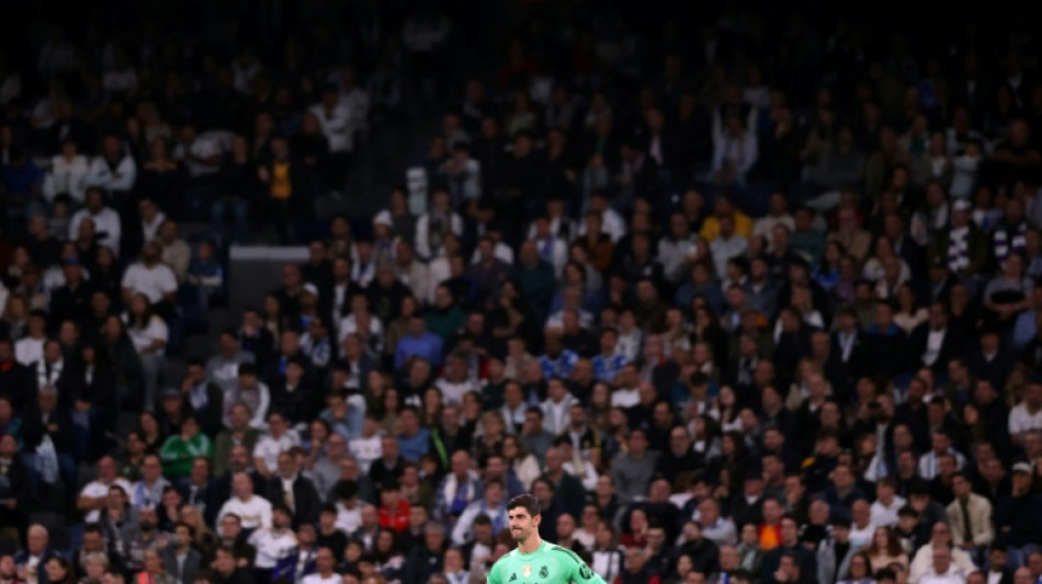 Courtois se lesiona e vai desfalcar Bélgica nas Eliminatórias