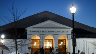 Bill Clinton enfrenta un interrogatorio sobre sus lazos con Epstein