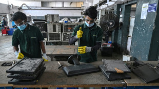 &Iacute;ndia busca minerais cr&iacute;ticos em suas montanhas de lixo eletr&ocirc;nico