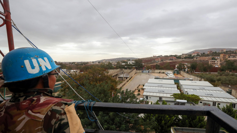 Detriti di razzi su base italiana Unifil in Libano