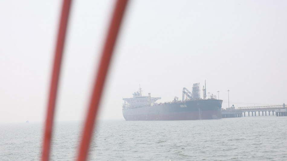 Tesoro Usa non prorogher&agrave; le esenzioni sul petrolio dell'Iran