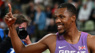 Brit&acirc;nico Zharnel Hughes faz melhor tempo do ano nos 100 metros em Nova York