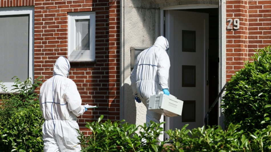 Polizei nennt Schusswaffenangriff mit sechs Toten in Stade "Familientrag&ouml;die"