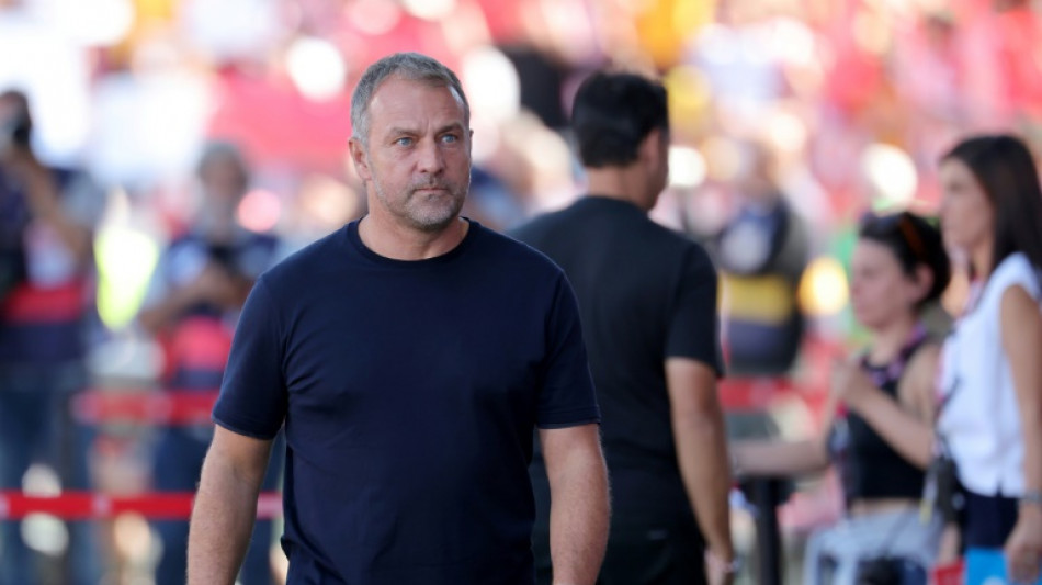 Bar&ccedil;a encara Champions com objetivo de 'vencer a competi&ccedil;&atilde;o', garante Flick