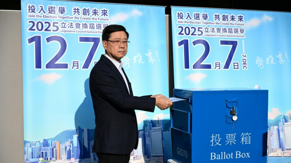 Hong Kong aux urnes apr&egrave;s un incendie meurtrier