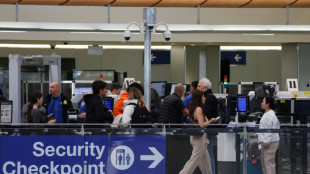 Pay fears grow for US security workers in shutdown