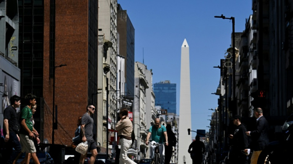 La inflación argentina subió levemente por tercer mes consecutivo