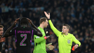 Bayern denuncia 'coment&aacute;rios racistas' contra Upamecano nas redes sociais