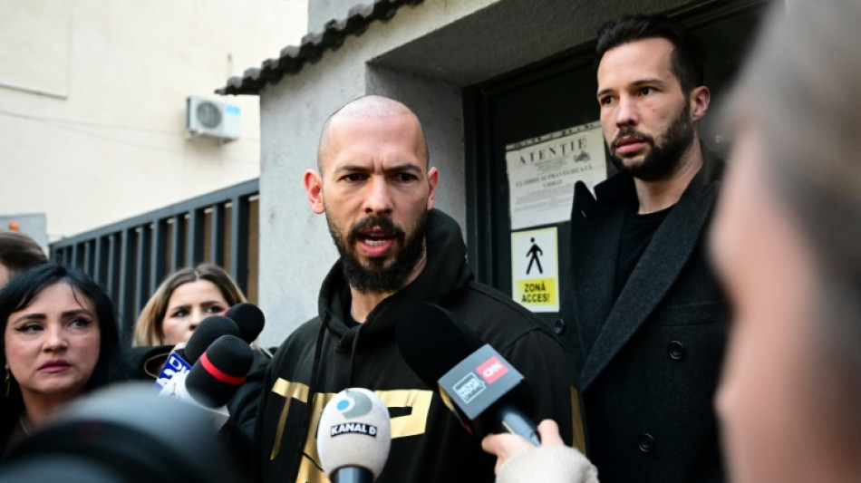 La demanda de extradici&oacute;n de Andrew Tate est&aacute; ligada a nuevas acusaciones, seg&uacute;n denunciantes brit&aacute;nicas