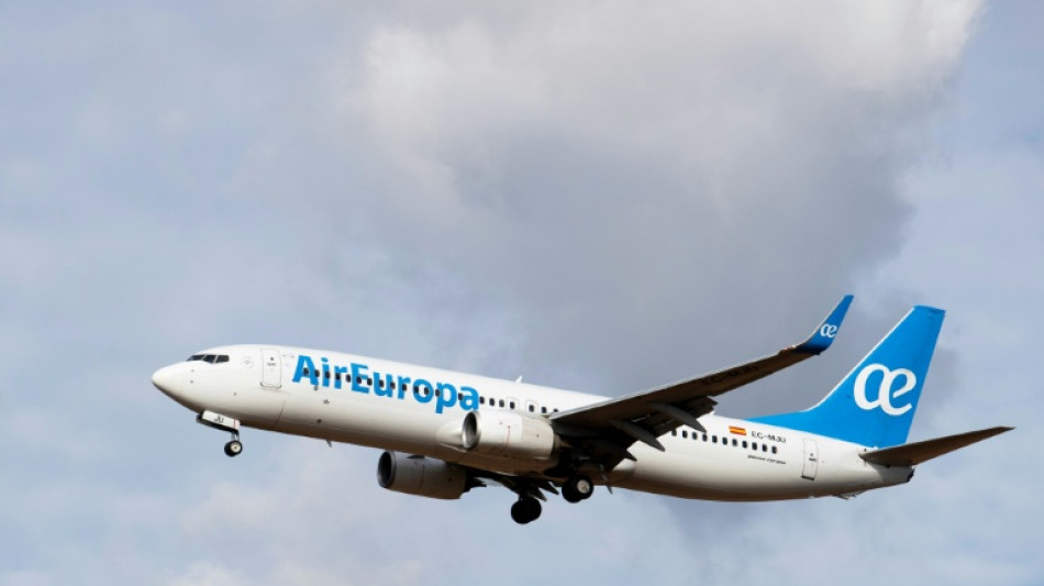 El primer vuelo desde Europa llega a Venezuela tras la ca&iacute;da de Maduro