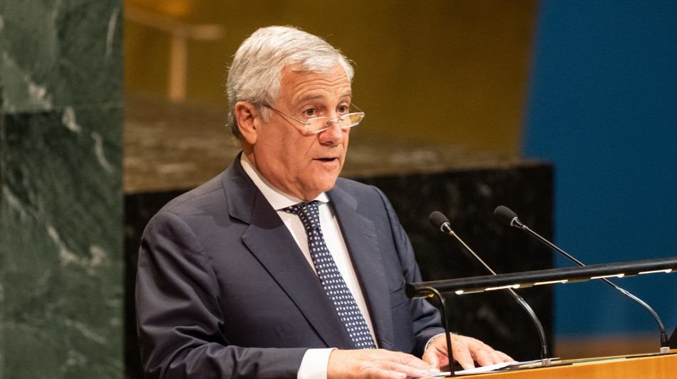 Tajani, già da venerdì prime partenze italiani da Israele