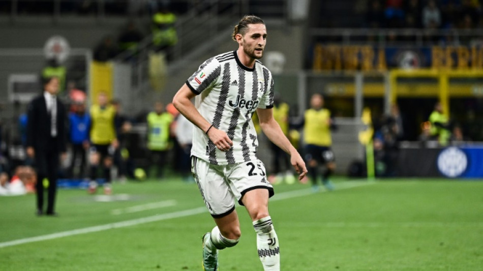 Rabiot renova com a Juventus at&eacute; 2024