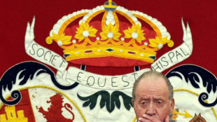 Excluido de los actos oficiales, el rey em&eacute;rito espa&ntilde;ol celebra 50 a&ntilde;os de su coronaci&oacute;n