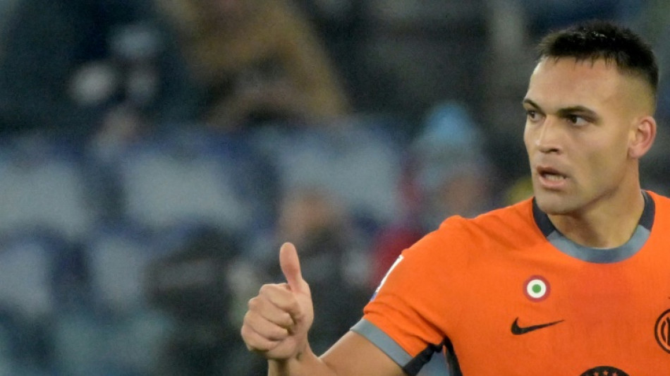 Inter vence Lazio (2-0) e aumenta vantagem na lideran&ccedil;a da Serie A
