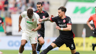 Müde Frankfurter mit Nullnummer in Augsburg