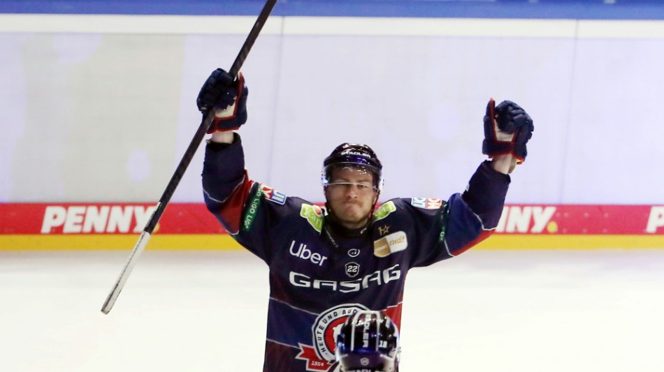 Neuer Rekordtorjäger Pföderl führt Eisbären zum zweiten Sieg