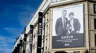 La Mairie de Paris lorgne sur le BHV, son patron dans la tourmente