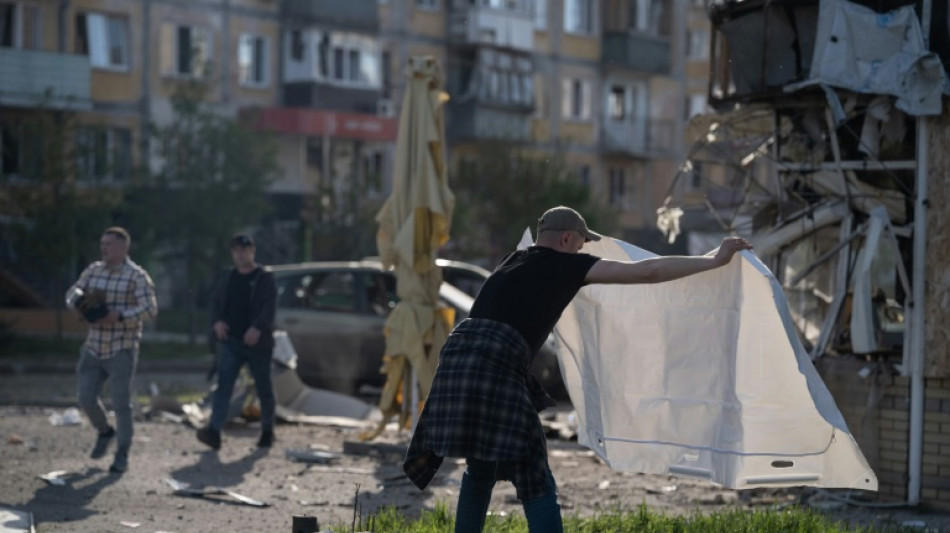 L'Ukraine accuse la Russie d'avoir ignor&eacute; le cessez-le-feu unilat&eacute;ral de Kiev