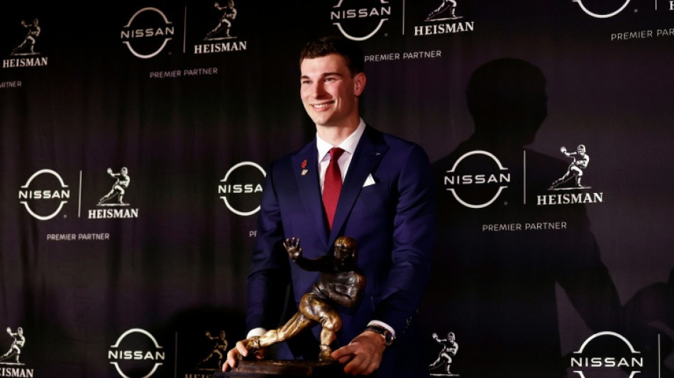 Quarterback Mendoza wins Heisman as US top college football player