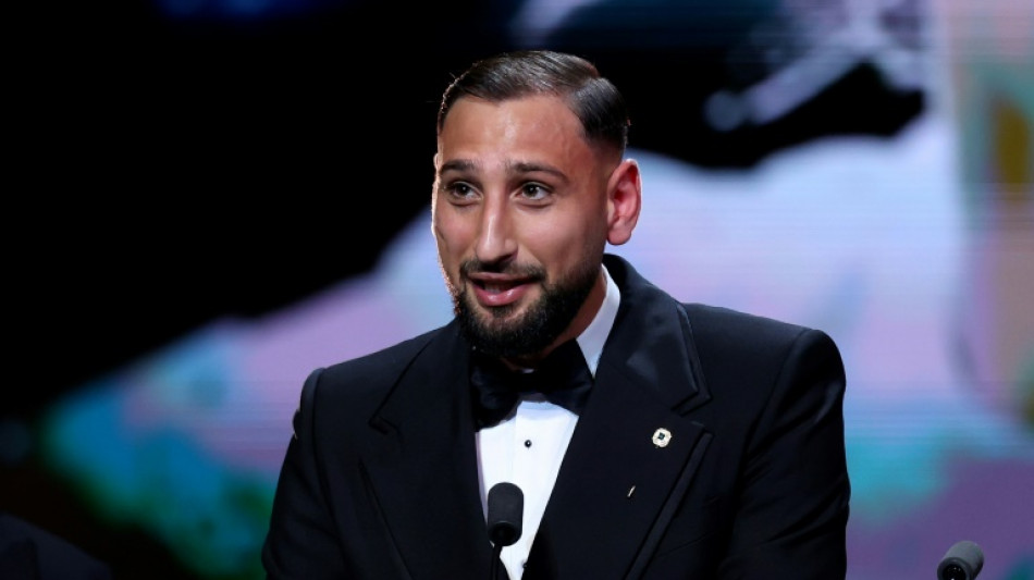 Man City 'keeper Donnarumma says would have stayed at PSG 