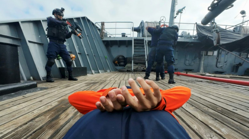 El "Hualcopo", de llevar pesca ilegal a combatir buques depredadores en Gal&aacute;pagos