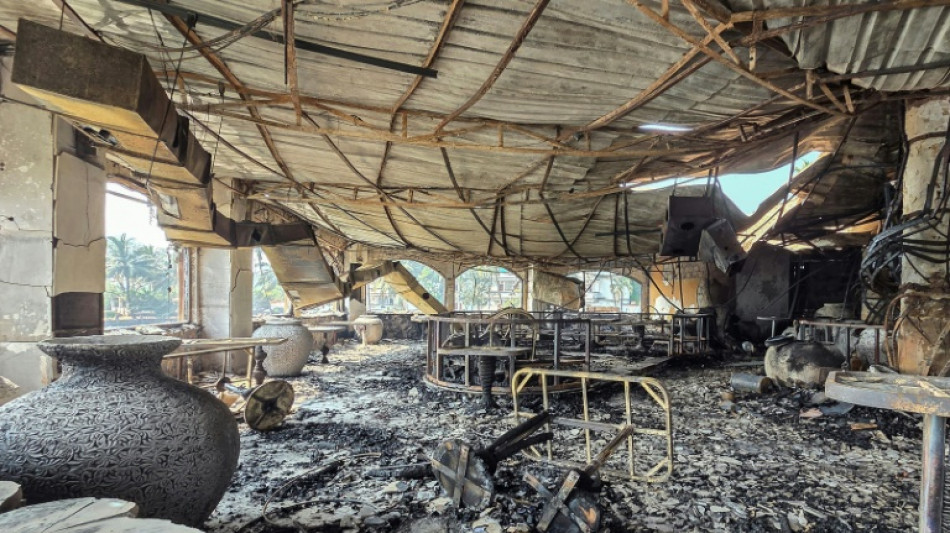 Pelo menos 25 mortos em inc&ecirc;ndio em boate na &Iacute;ndia