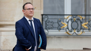 Un nuevo ministro de Macron, en el punto de mira en Francia acusado de violaci&oacute;n