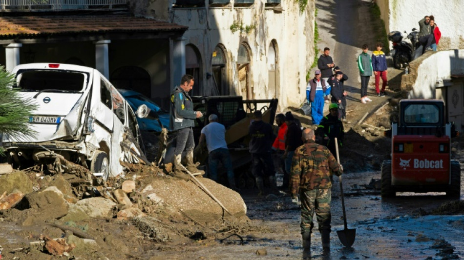 Alerta meteorol&oacute;gica en Isquia, evacuan a m&aacute;s de mil personas