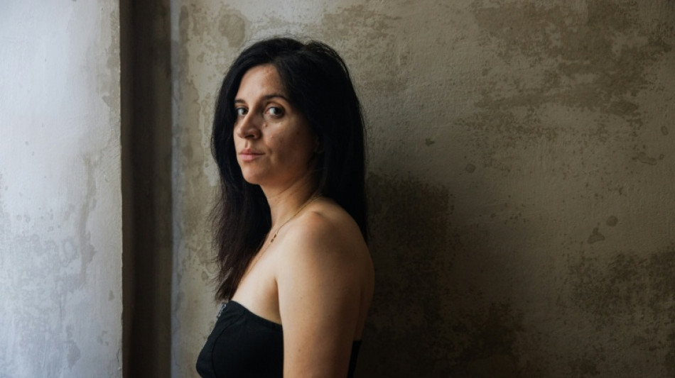 La artista brasile&ntilde;a Carolina Bianchi encara la violencia masculina en "The Brotherhood"