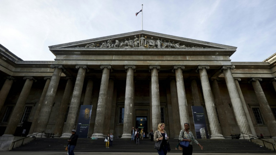 Renuncia el director del Museo Brit&aacute;nico tras una serie de robos