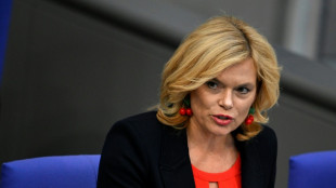 Babys im Bundestag: Klöckner will Abgeordneten mit Kind helfen