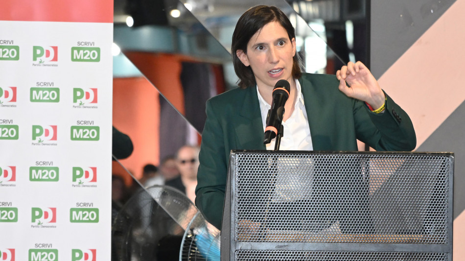 Schlein, la destra vuole sanit&agrave; a misura del portafoglio delle persone