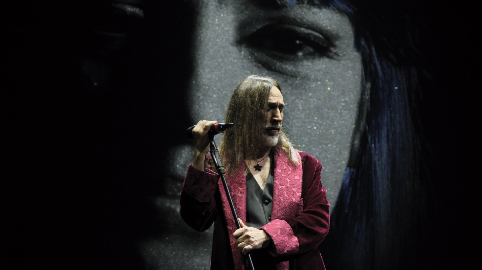 Successo per Lazarus, il testamento musicale di David Bowie