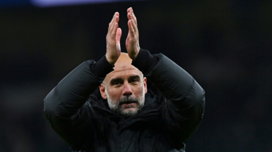 Guardiola diz que n&atilde;o pensa em deixar o Manchester City