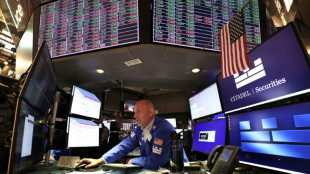 Wall Street ouvre en baisse, plomb&eacute;e par les craintes sur l'IA