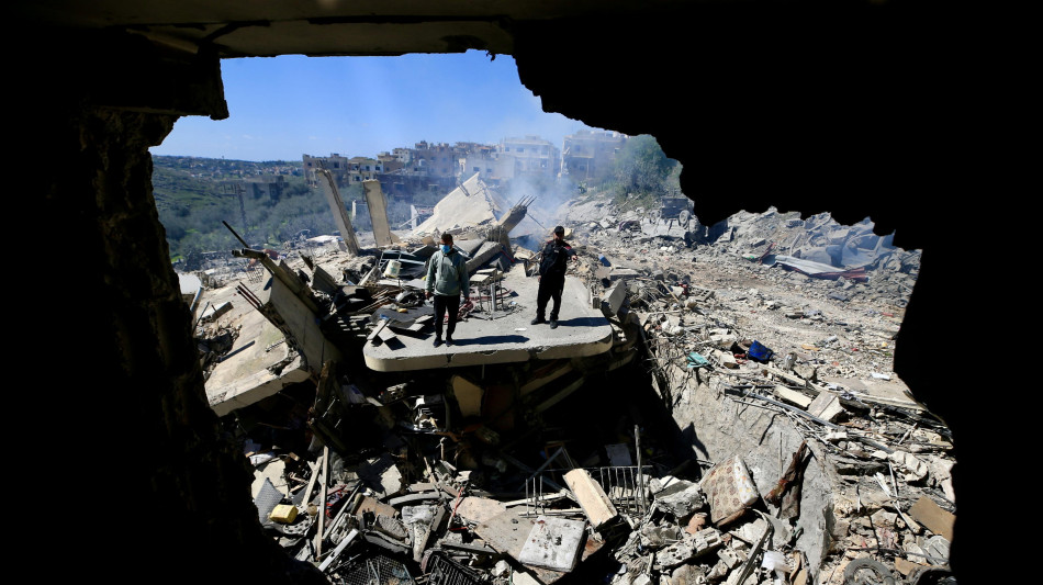 Media Libano, 'truppe israeliane atterrano nell'est, pesanti scontri' (2)