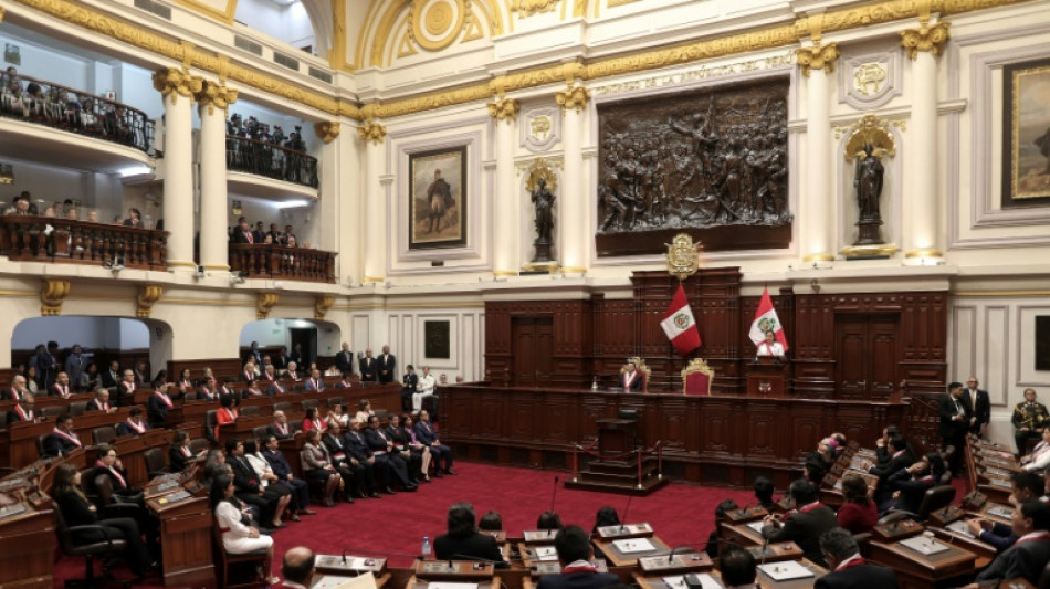 El Congreso de Per&uacute; aprueba una ley para prescribir cr&iacute;menes de lesa humanidad