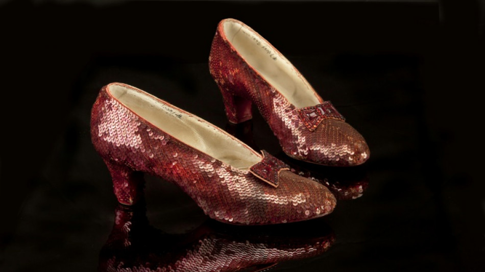 Inculpan a un hombre en EEUU por robo de zapatos de hero&iacute;na de "El mago de Oz"