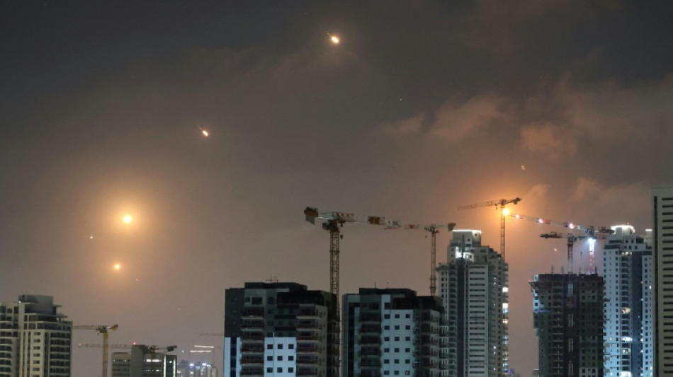 Eskalation in Nahost: Iran feuert nach israelischem Großangriff Raketen auf Israel ab