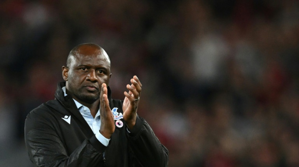 Patrick Vieira &eacute; o novo t&eacute;cnico do Strasbourg