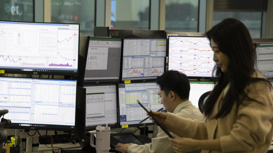 Borsa: Seul, l'indice Kospi per la prima volta oltre quota 5mila punti